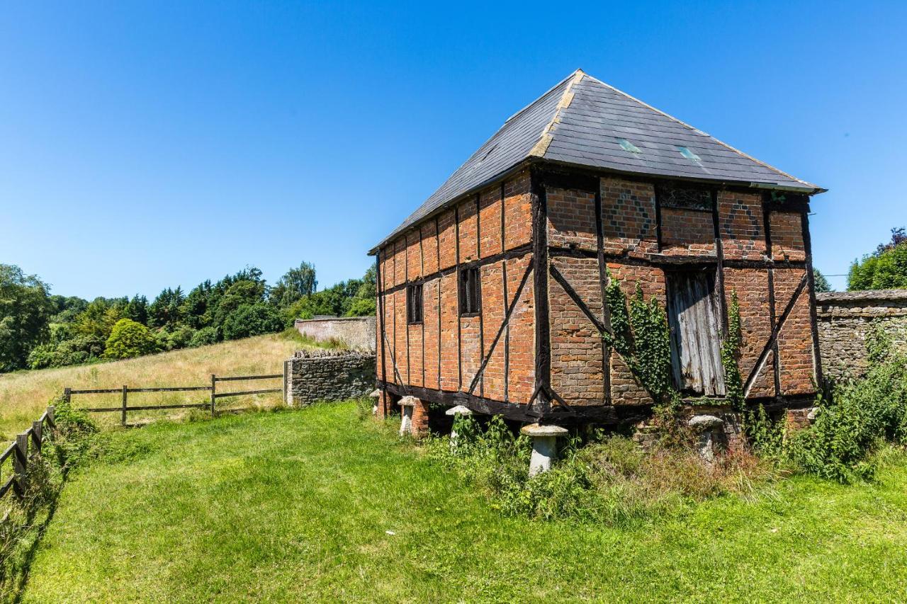 Middle Aston House Bed & Breakfast エクステリア 写真